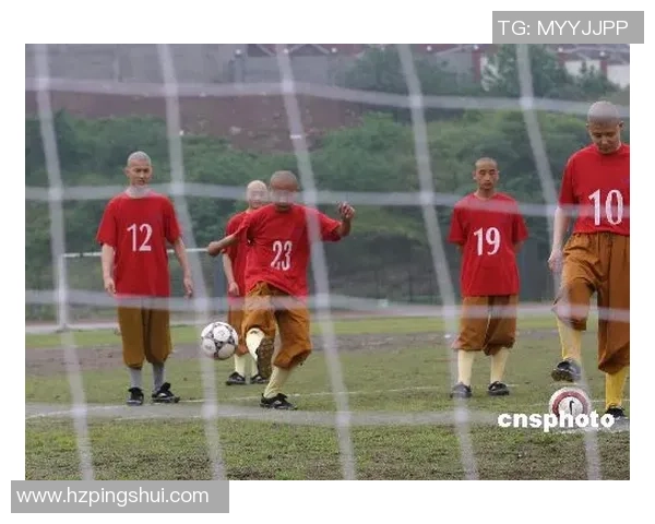 重庆足球队的蜕变之路：从地方球队到世锦赛的闪耀之星